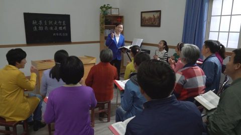 Tentang orang-orang yang sudah bertahun-tahun percaya kepada Tuhan Yesus dan berkorban bagi-Nya seumur hidup, jika mereka tidak menerima pekerjaan Tuhan Yang Mahakuasa di akhir zaman, mereka sungguh tidak akan dapat diangkat ke Kerajaan Surga?